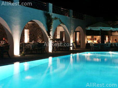 Santorini Kastelli Resort 7